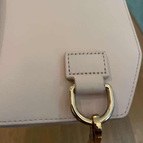 Genuine Leather light pink backback - Picture 2 of 6